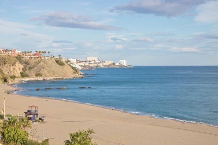 Paradise Suites La Cubana Beach Fuengirola Room photo